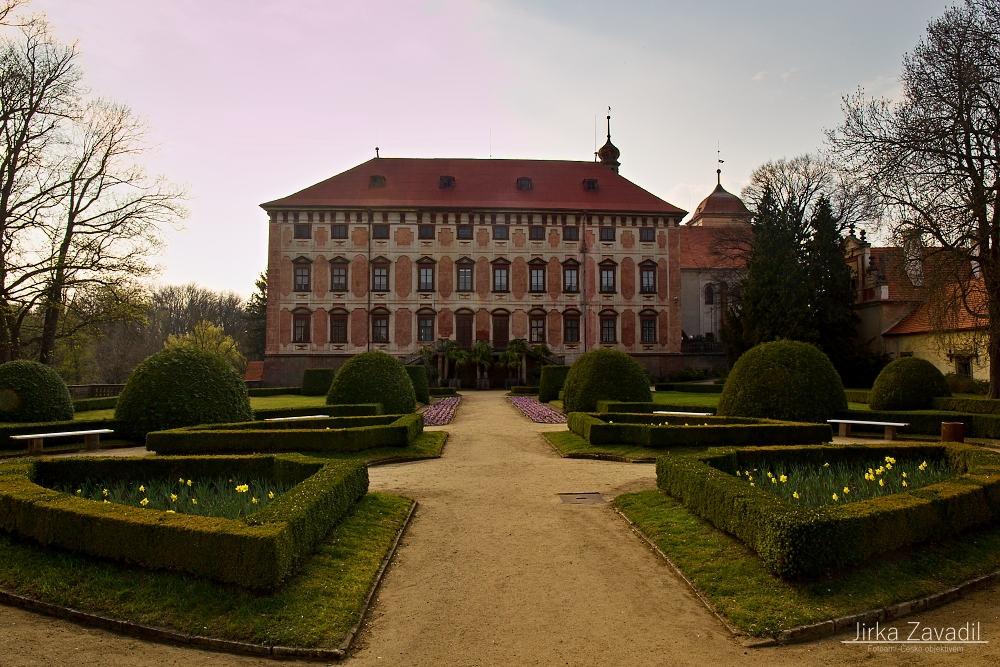 Jarní podvečer na zámku Libochovice