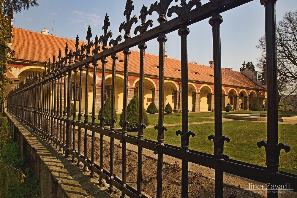 Fontána v zámeckém parku Libochovice